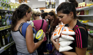 Marabinos y cabimenses gastan más de $ 80 para adquirir 35 alimentos