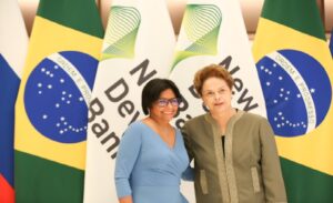 Rodríguez explora con Rousseff cooperación con banco del Brics