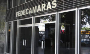 Fedecámaras insiste en reactivar empresas públicas con “Modelo Chevron”