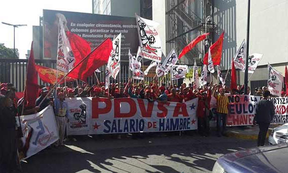 Diputados chavistas abandonan AN por violación del reglamento