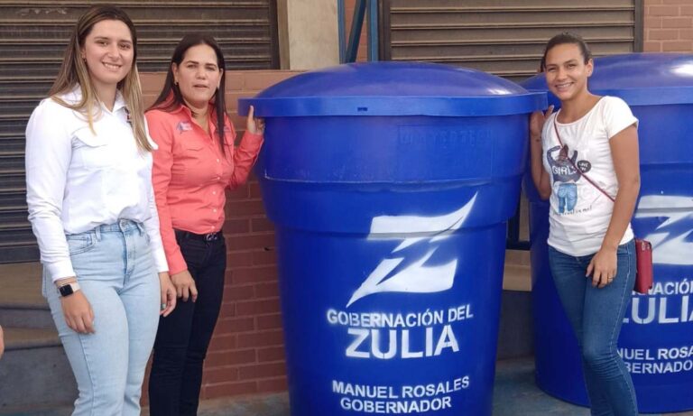 Presidente extiende Ley de Inamovilidad Laboral hasta 2018