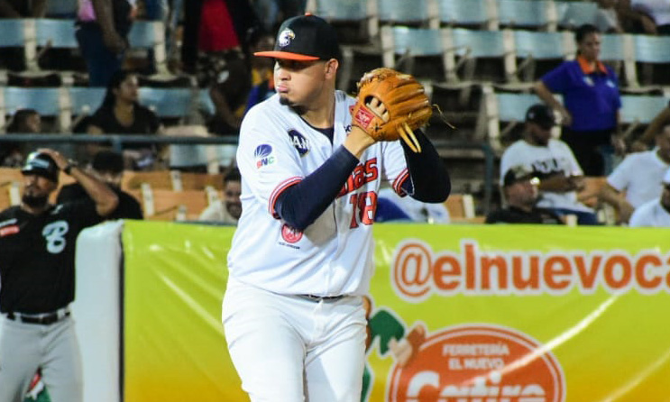 Águilas abre la semana contra Tiburones en el Luis Aparicio