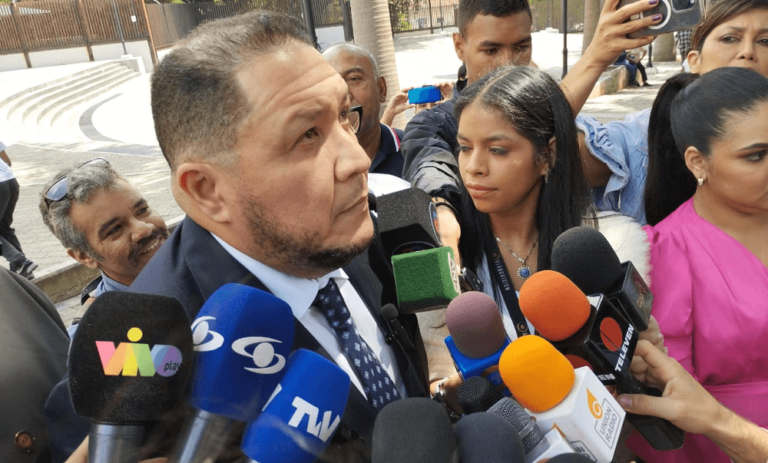 Comunidad LGBTI marchó en Caracas por "sus demandas"