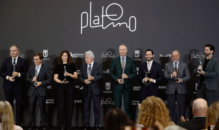 Santos buscará diálogo con Maduro para reabrir la frontera