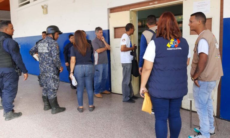 Súmate: Tres millones de venezolanos deben inscribirse en el CNE