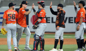 Aznar pide a la oposición venezolana “permanecer unida”