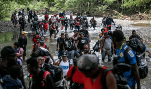 Detenido por golpear y amenazar con una escopeta a su mujer