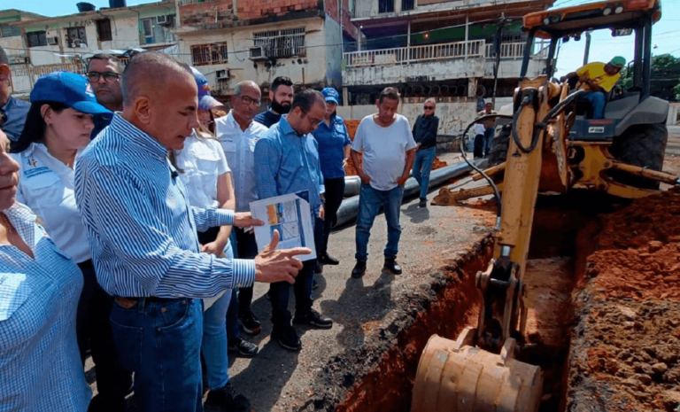 "409 mil 313 venezolanos validaron sus firmas"