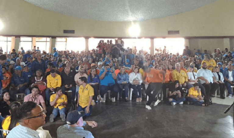 Alerta en Baralt tras destrozos por paso de tromba marina