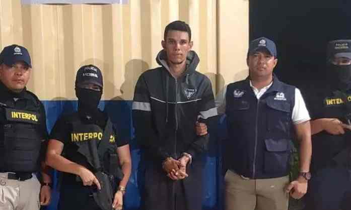 Cifra de empresas de uniformes baja 93,75 % en últimos 20 años