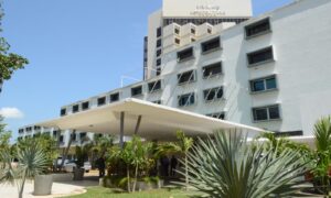 Ocupación hotelera cae 3 puntos respecto a noviembre de 2022
