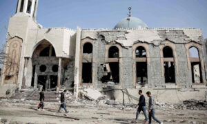 Bombardeos israelíes destruyen la Gran Mezquita de Gaza