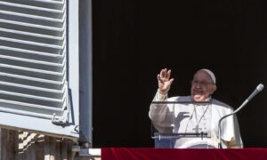 El Papa pide respuesta humanitaria para migrantes del Darién