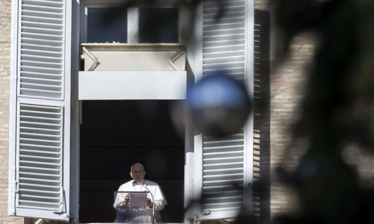 El Papa resalta el valor del silencio y la sobriedad para dejar lo superfluo