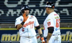 Álex Romero está a solo 3 de los 1.000 imparables de por vida en la LVBP