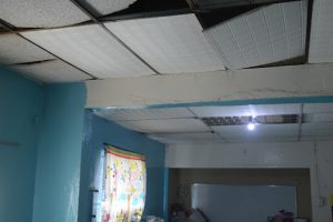 Se lo llevan a la fuerza de su casa