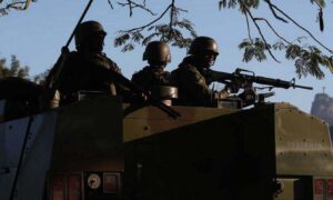 Brasil envía más tropas y blindados a la frontera con Venezuela y Guyana