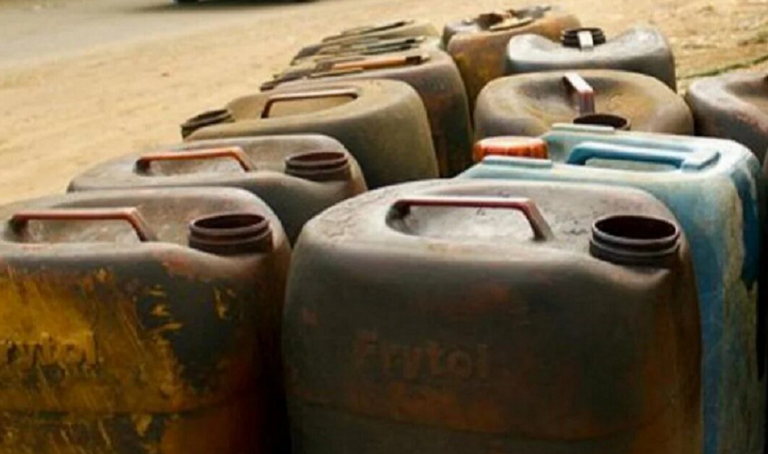 Lo privan de libertad por contrabando de 250 litros de gasolina en Barinas