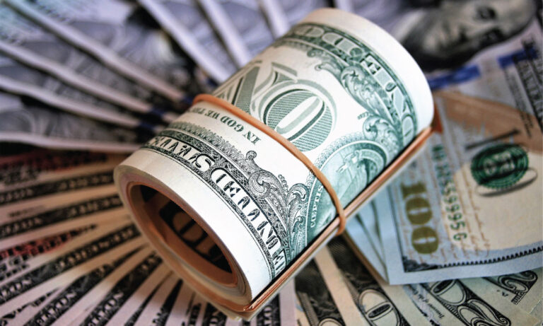 Dólar paralelo cierra este martes en Bs. 37,40 y el oficial en Bs. 35,57