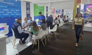 Realizarán el 15 de diciembre novena edición navideña de Exposalud