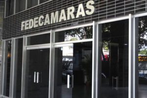 “El Gobierno busca cómo pararse de las mesas”