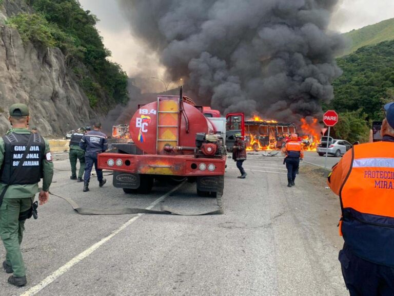 Accidente en autopista de oriente suma 25 fallecidos