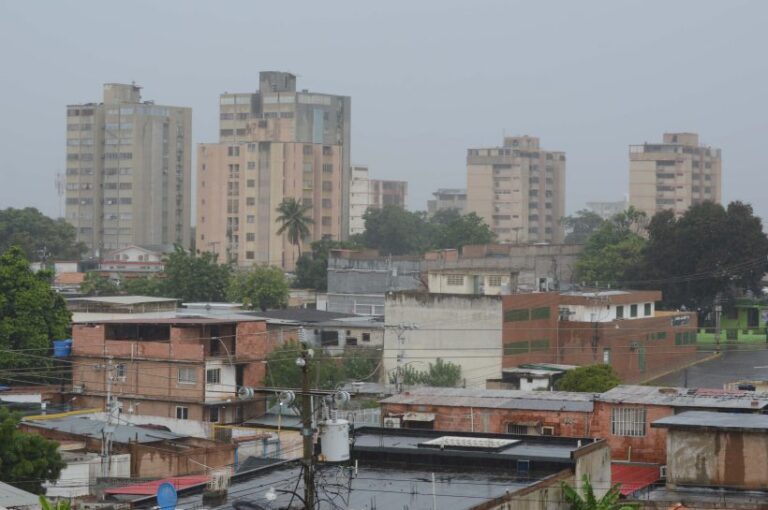 Vecchio afirma que PDVSA pagó a financista de defensa de Flores