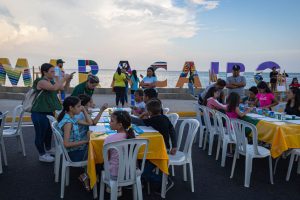 Alcaldía entrega juguetes a niños del oeste de Maracaibo