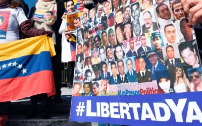 Protestan cerca de Miraflores y exigen renuncia de Maduro