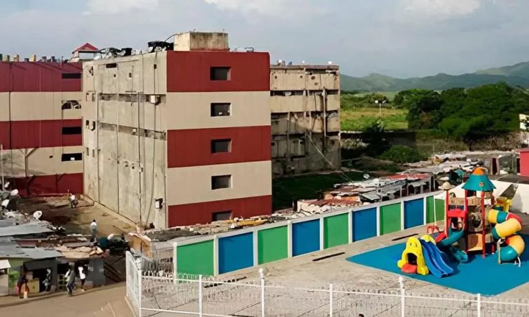 Papa pide “gestos valientes” para la paz en Venezuela