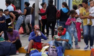 ONU contabiliza 7,7 millones de migrantes y refugiados venezolanos