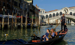 Venecia contará con peaje turístico a partir de la primavera de 2024