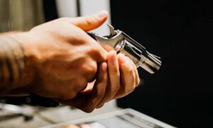 En dos décadas mueren 75 mil hispanos en EE. UU. por armas de fuego