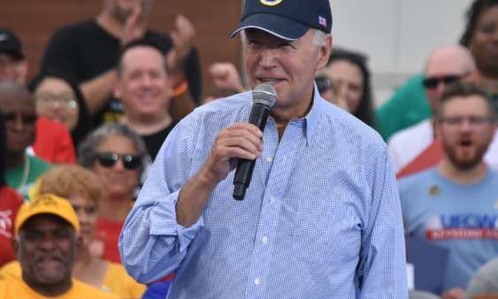 Biden acusa a Trump de destruir el empleo en Estados Unidos
