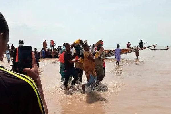 Venezuela celebra el Día Nacional del Locutor