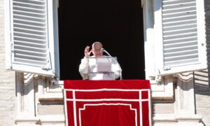 El Papa expresa su preocupación por Ecuador y Haití