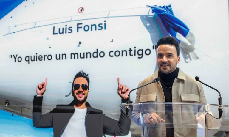 Luis Fonsi dará nombre a un avión de la aerolínea Air Europa