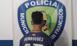 Detienen a adolescente que agredió a su madre con un martillo