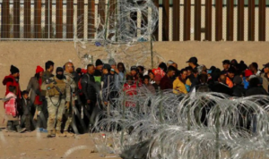 EE. UU. envía a 281 migrantes de Venezuela y Nicaragua a España