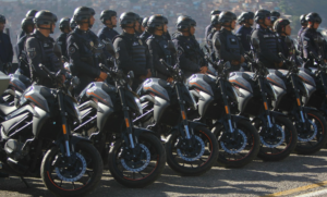 Gobierno entrega 358 vehículos a los cuerpos de seguridad