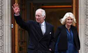 El rey Carlos III sale del hospital tras ser operado de la próstata