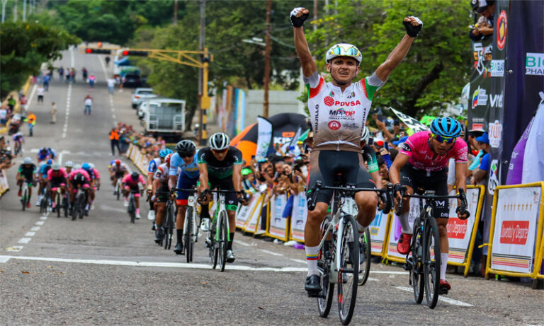 Jimmi Briceño sale victorioso y es el nuevo líder de la Vuelta al Táchira