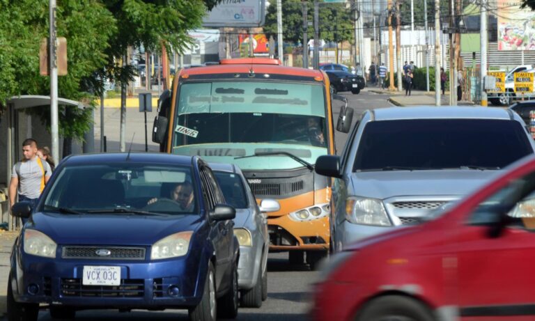 Aseguran que el 70 % del parque automotor tiene más de 20 años