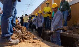 Trabajan para devolver buen servicio de gas a Villa Centenario de Luz