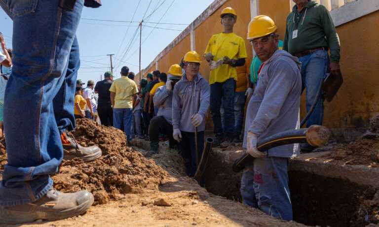Trabajan para devolver buen servicio de gas a Villa Centenario de Luz