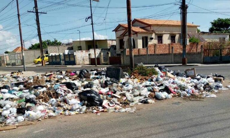 Claman recolección de basura en las calles Sabaneta y 101 y 102 de Pomona