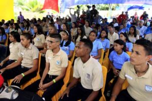 Fenasopadre: Validar 6° año como 1° de la universidad viola autonomía universitaria