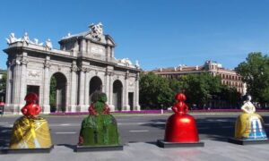 Exposición de meninas con toque venezolano adornará calles de Caracas