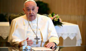 El Papa: Bendición de parejas homosexuales “quiere incluir, no dividir”