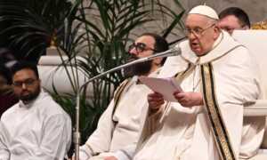 El Papa condena la violación de derechos humanos en zonas de guerra
